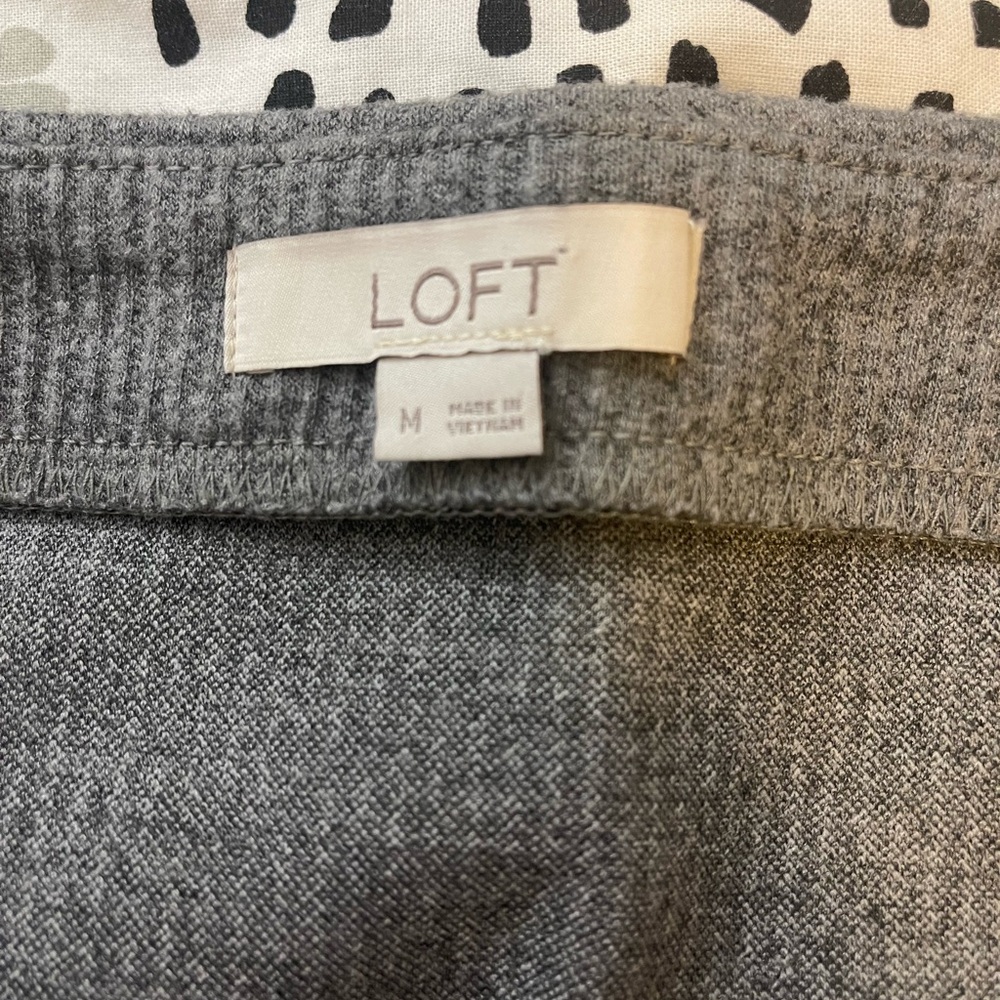 LOFT stretch knit side slit skirt office siren contemporary classic minimalist - Picture 5 of 7